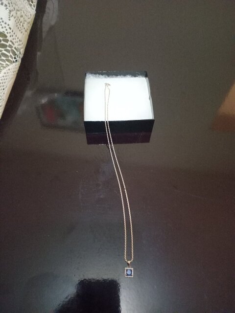 Exquisite Silver Chain With Blue Pendant