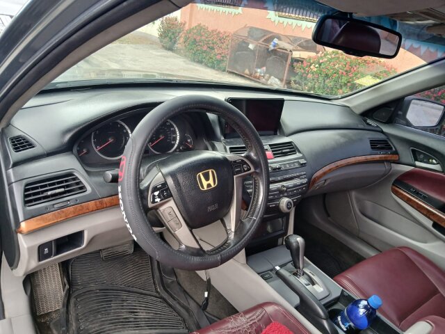 2012 Honda Accord LHD $1.150 Million 8763188237