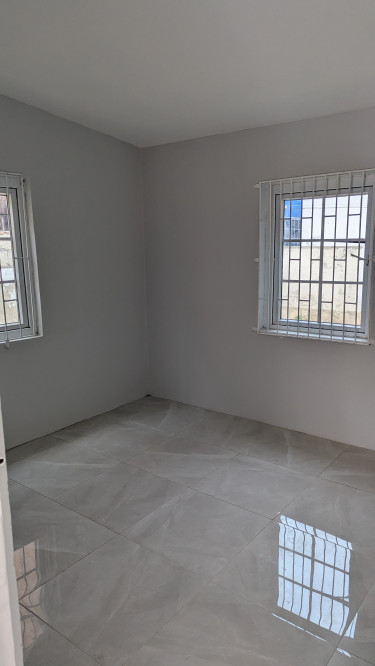 2 Bedroom1 BTH, LIV AND KITCHEN 