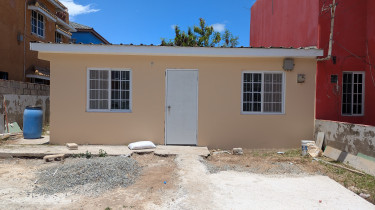 2 Bedroom1 BTH, LIV AND KITCHEN 