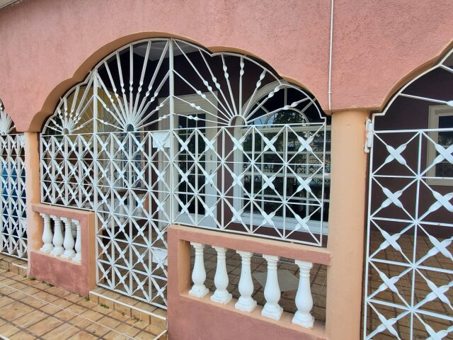 2 Bedroom 1bath 90k