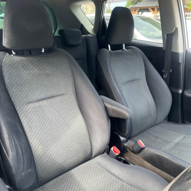 2013 Toyota Ractis