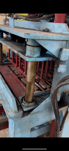 Cement Block Machine
