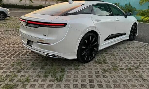 2018 Toyota Crown