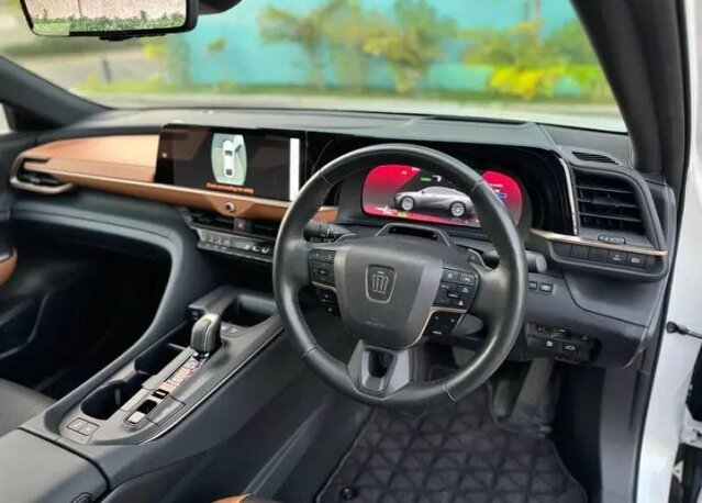 2018 Toyota Crown
