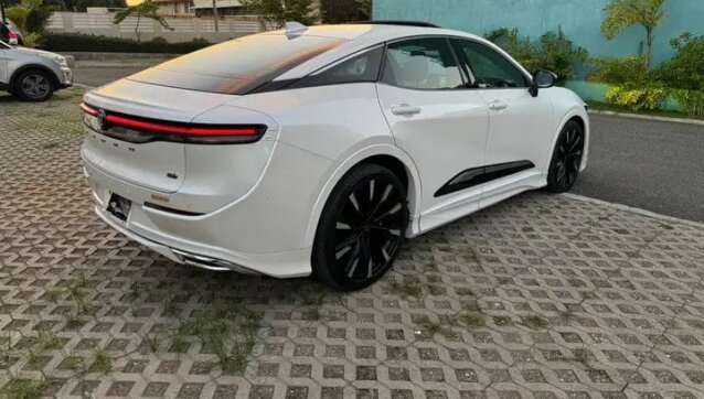 2018 Toyota Crown