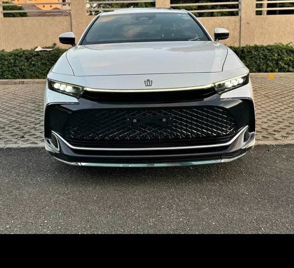 2018 Toyota Crown