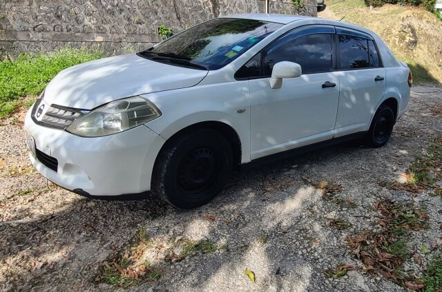 2010 Tida 8764522495
