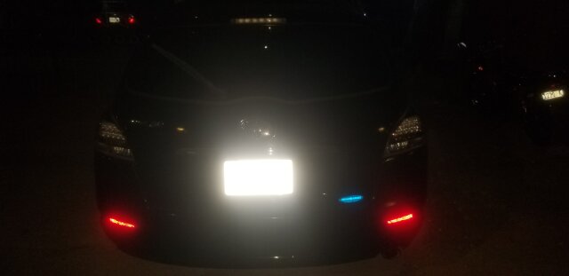 2011 Toyota Mark X Zio