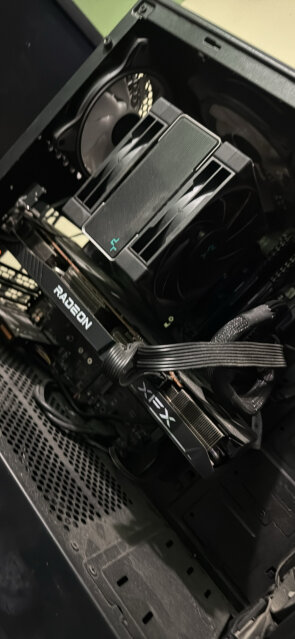 GAMING PC FOR SALE LIGHLY USED