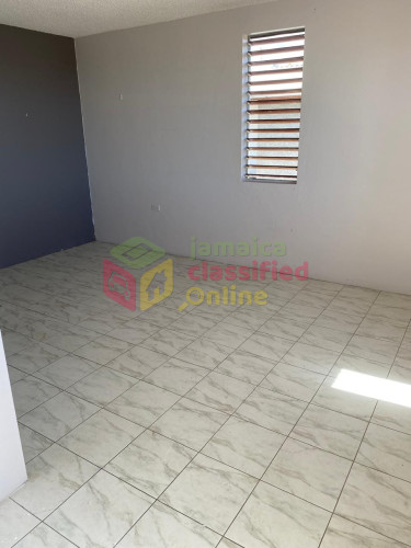 1 Bedroom Apartment  Apartments Off Shortwood Road 