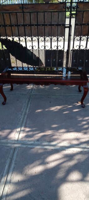 Like New Coffee Table