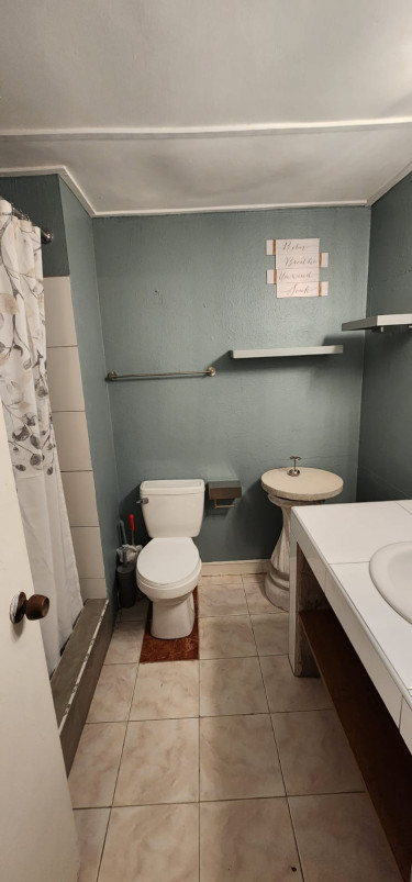 1 Bedroom 1 Bath 
