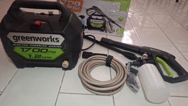 Greenworks 1700PSI, 1.2GPM Electricpressure Washer