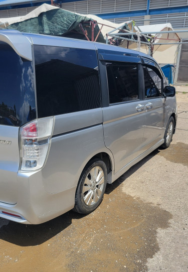 2010 Honda Stepwagan 