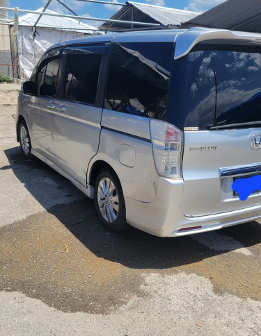 2010 Honda Stepwagan 