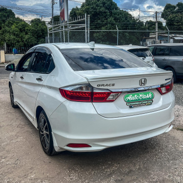 2016 Honda Grace