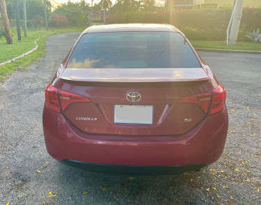 2017 TOYOTA COROLLA SE