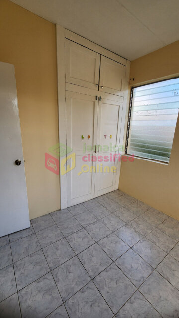 Avalon Court- 2 Bedrm, 1 Bathrm Apartment