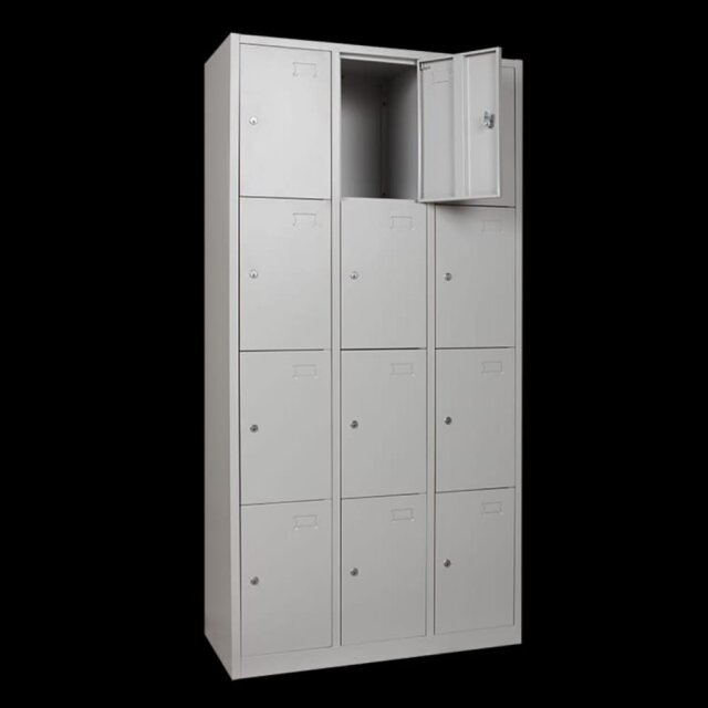 9 Door Lockers