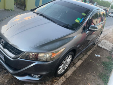 2014 Honda Stream RSZ