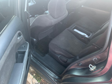 2014 Honda Stream RSZ