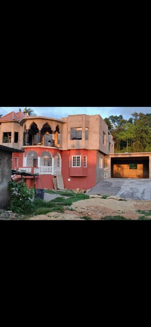 4 Bed Room House