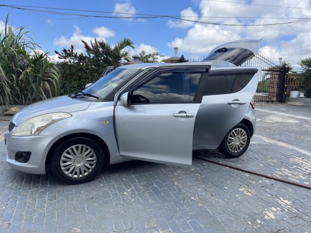 2014 Suzuki Swift Automatic