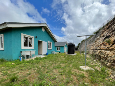 Fully Furnished, 2 Bedroom 1 Bath