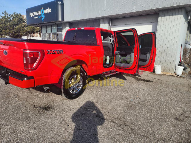 Ford  F150 XLT
