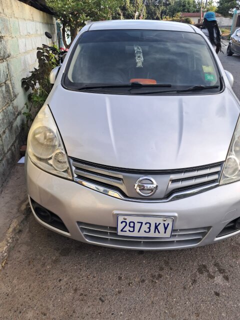 2011 Nissan Note