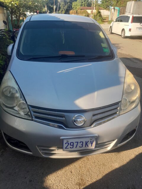 2011 Nissan Note
