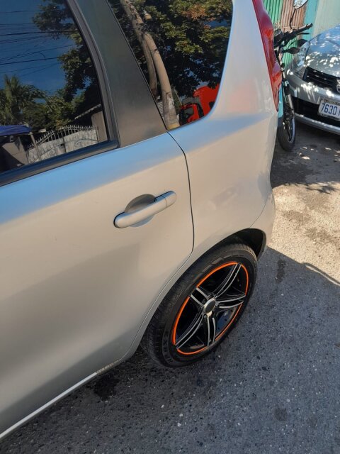 2011 Nissan Note