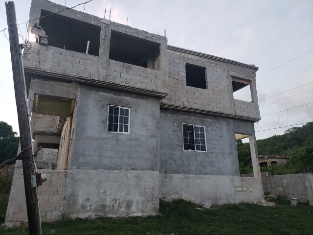 4 Bedroom 4 Bathroom 3 Kitchen