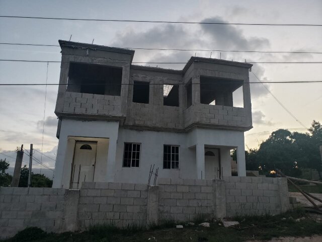 4 Bedroom 4 Bathroom 3 Kitchen