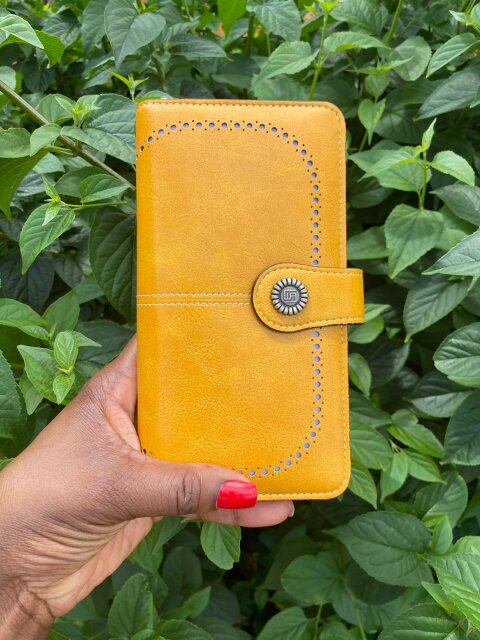 Oil Wax Multifunctional Purse