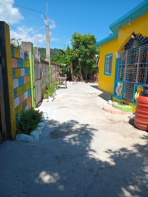 2 Bedroom House