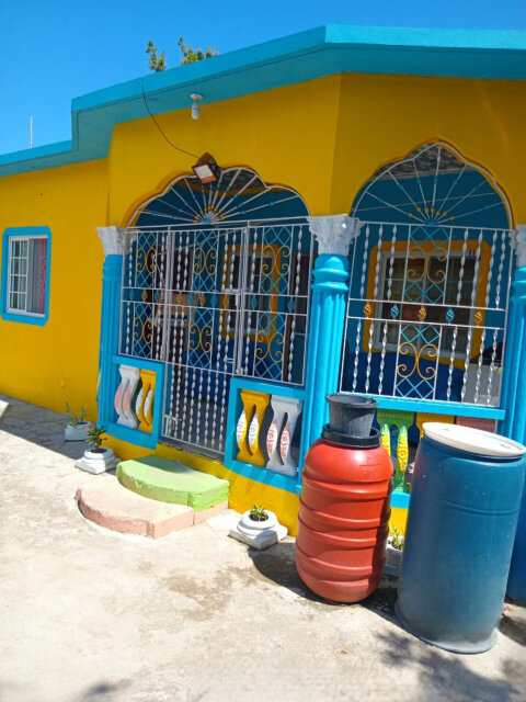 2 Bedroom House
