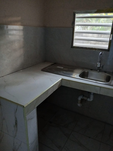 2 Bedroom Bathroom, Kitchen, No Living/dining 