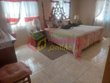 CORNWALL COURTS 6 Bedroom BED 4 BATH $30MILLION