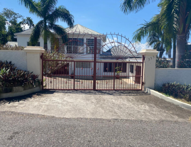 1 Bedroom 1Bathroom