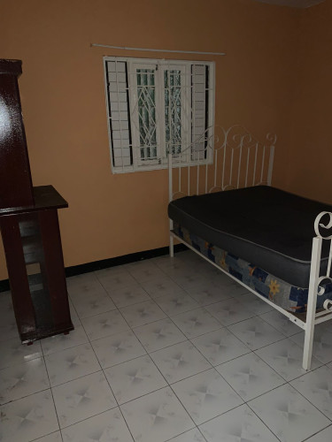 1 Bedroom / Shared Bedroom