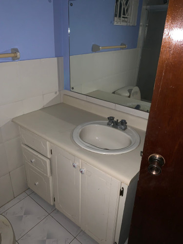 1 Bedroom / Shared Bedroom