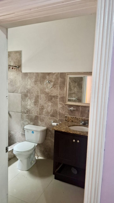 Unfurnished 2 Bedroom 3bath Apartment