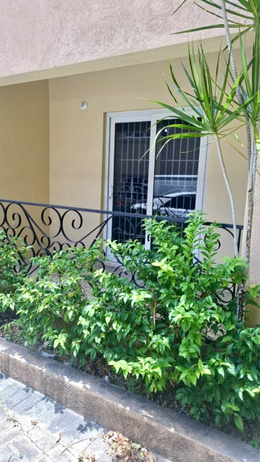 Unfurnished 2 Bedroom 3bath Apartment