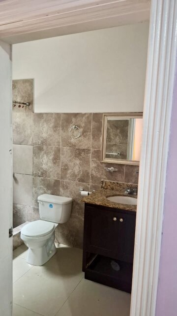 Unfurnished 2bed 3bath Apartment