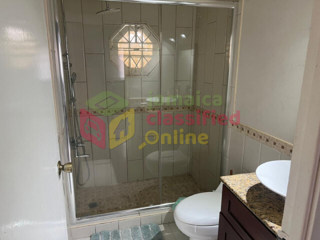 2 Bedroom & 1 Bath Oaklands Apt