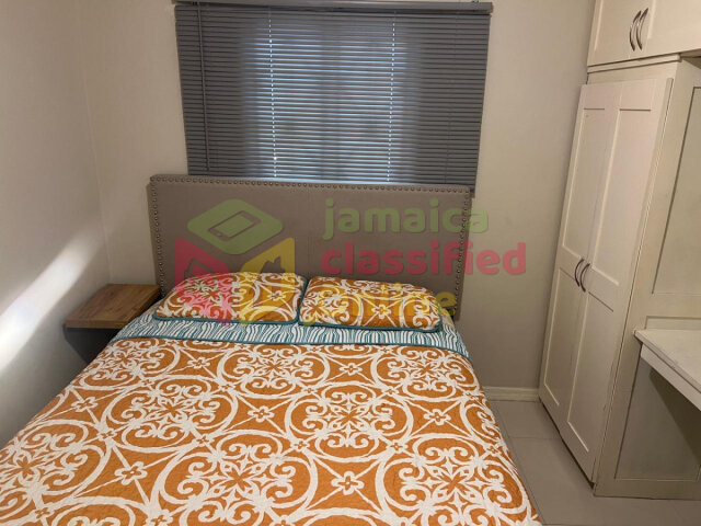 2 Bedroom & 1 Bath Oaklands Apt