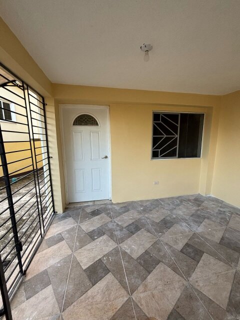 2 Bedrooms 1 Bath House
