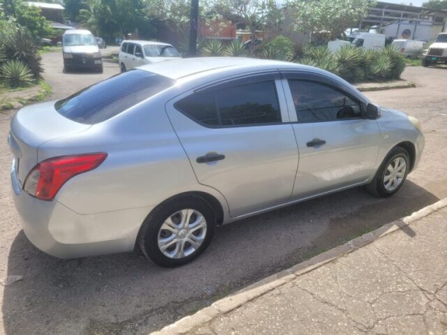 Nissan Latio 2015